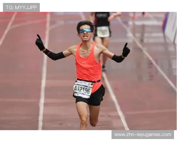 基普乔格稳健配速跑出完美马拉松节奏