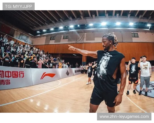 巴特勒借掩护稳稳命中，热火保持稳定输出