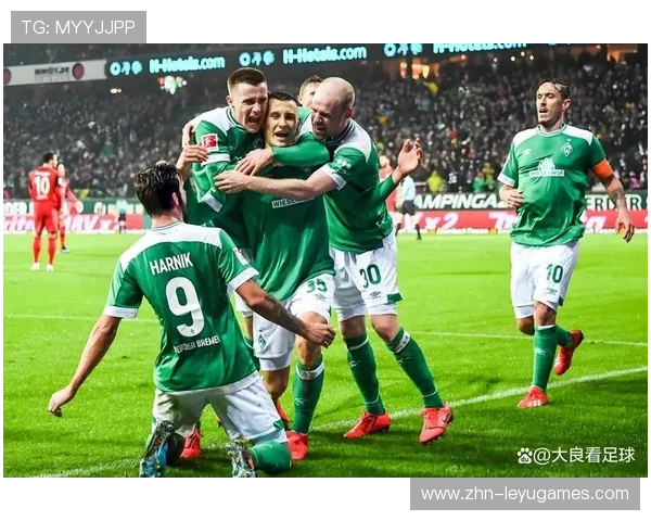 德甲莱比锡边路换位成功,禁区机会频出